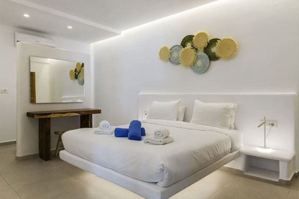 mykonos-divino-villa-5EF31EC23-67B1-C64E-B51C-4EE1D1C2FCE1.jpg