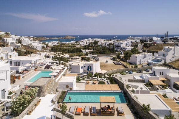 general-mykonos1944C14460-B288-02A3-FB4F-9DF9B52C450F.jpg