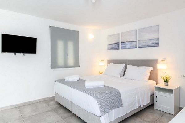 rooms1D9CE3A28-16C0-5005-379E-5DC6CF542780.jpg
