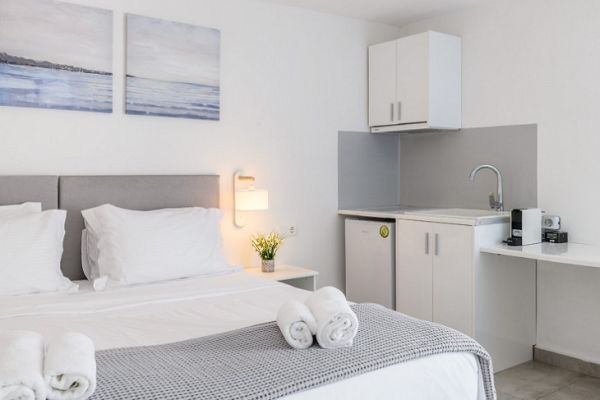 rooms49D297721-B8FA-B7DF-9F97-8CE028F8E205.jpg